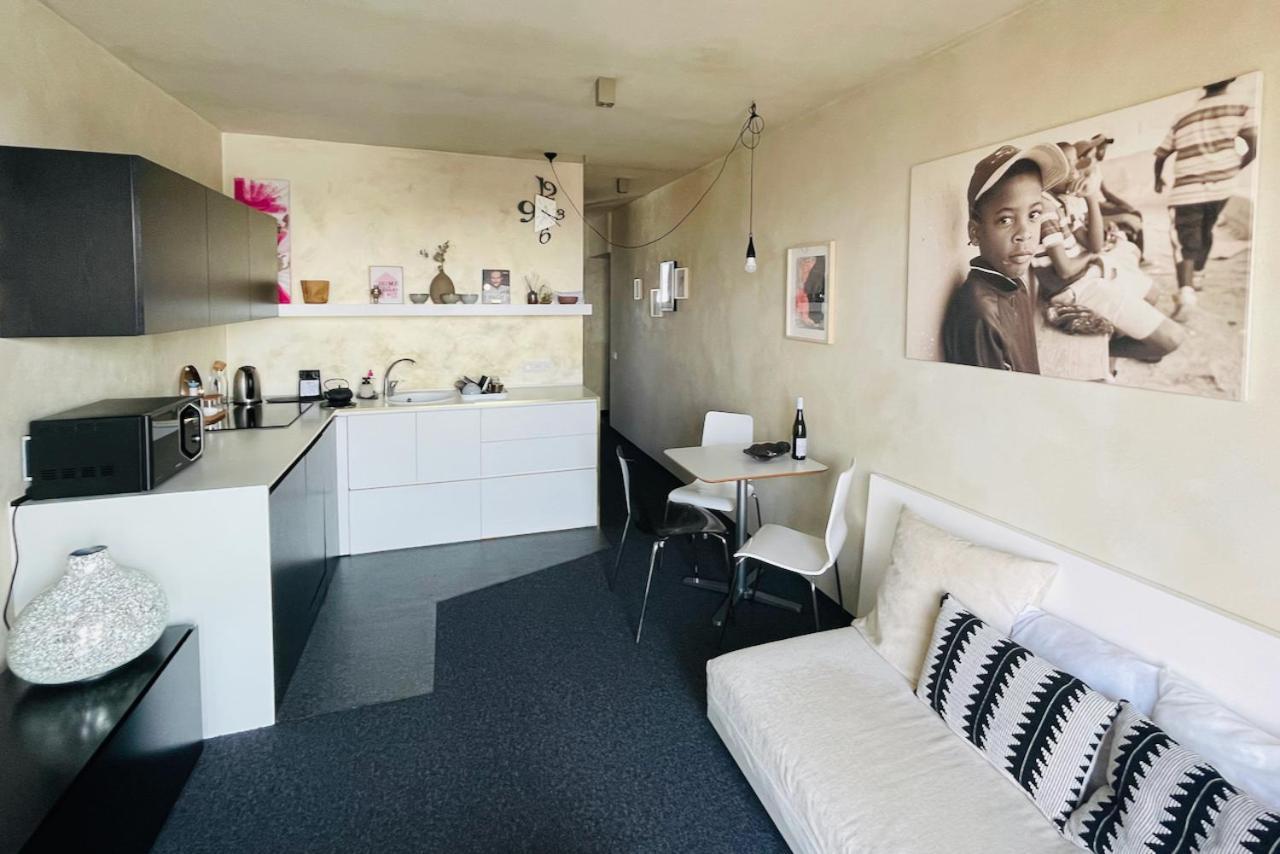 Cozy Apartment - Citycentre - Freeparking - Selfcheck-In Liptovský Mikuláš エクステリア 写真